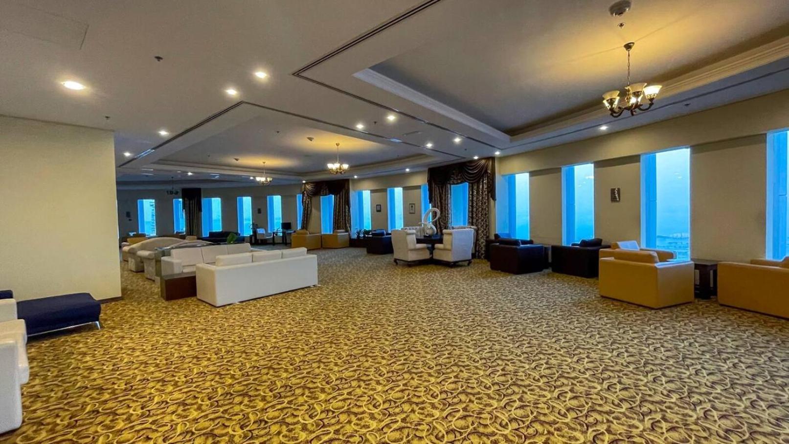 Sea & Palm View Elegant 1 Bedroom Apartment Dubai Bagian luar foto