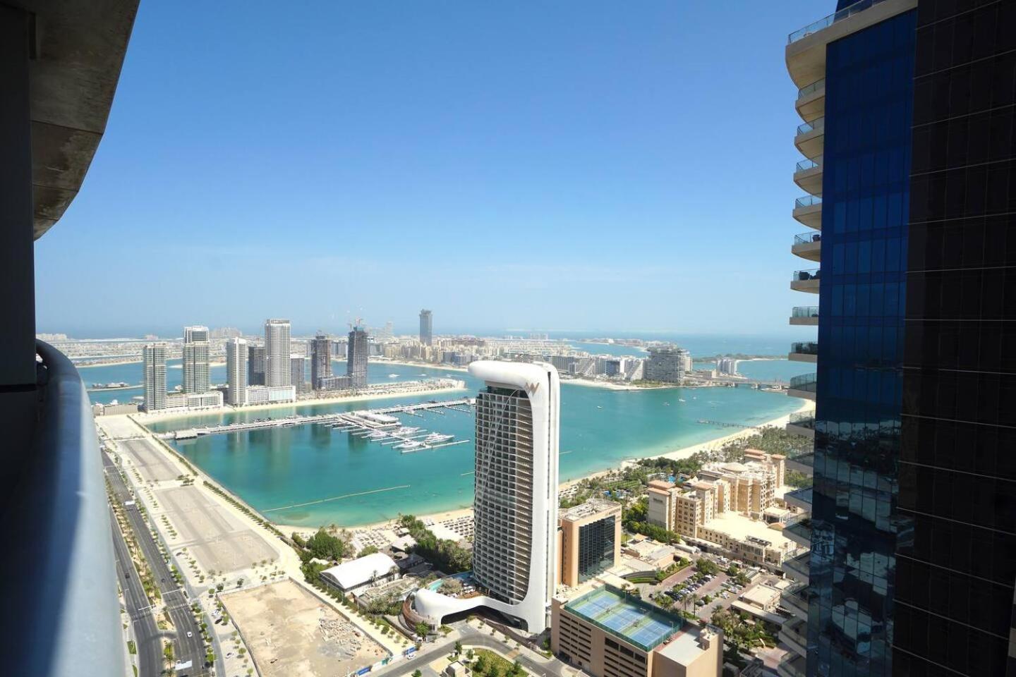 Sea & Palm View Elegant 1 Bedroom Apartment Dubai Bagian luar foto