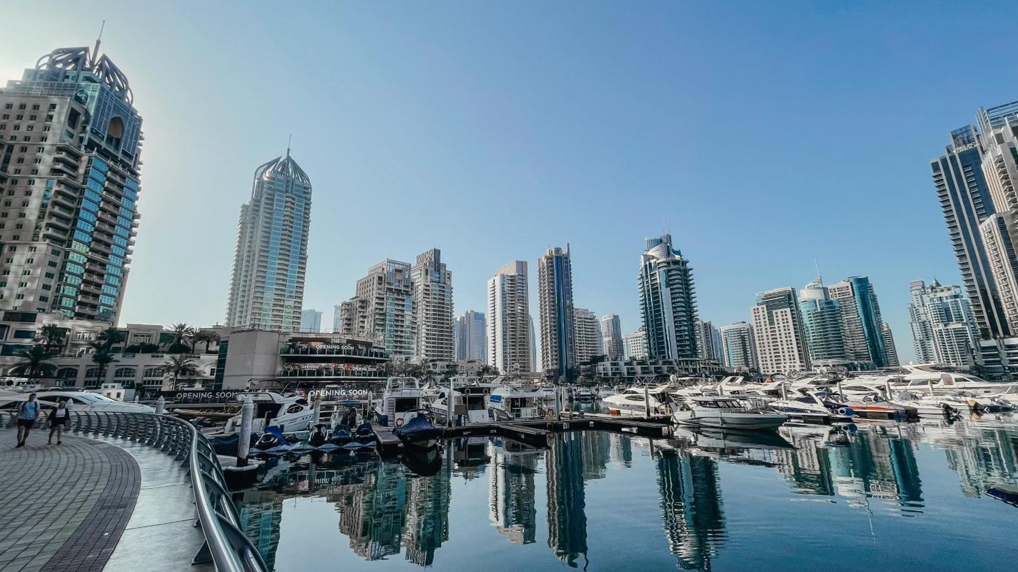 Sea & Palm View Elegant 1 Bedroom Apartment Dubai Bagian luar foto